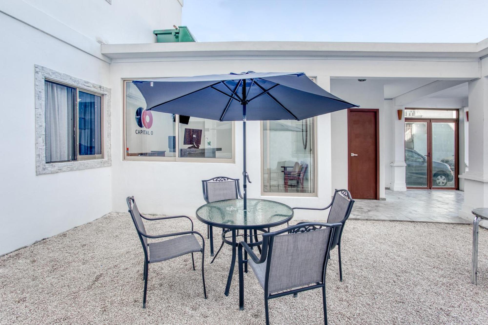 Capital O Hotel Yukon Playa del Carmen Ngoại thất bức ảnh